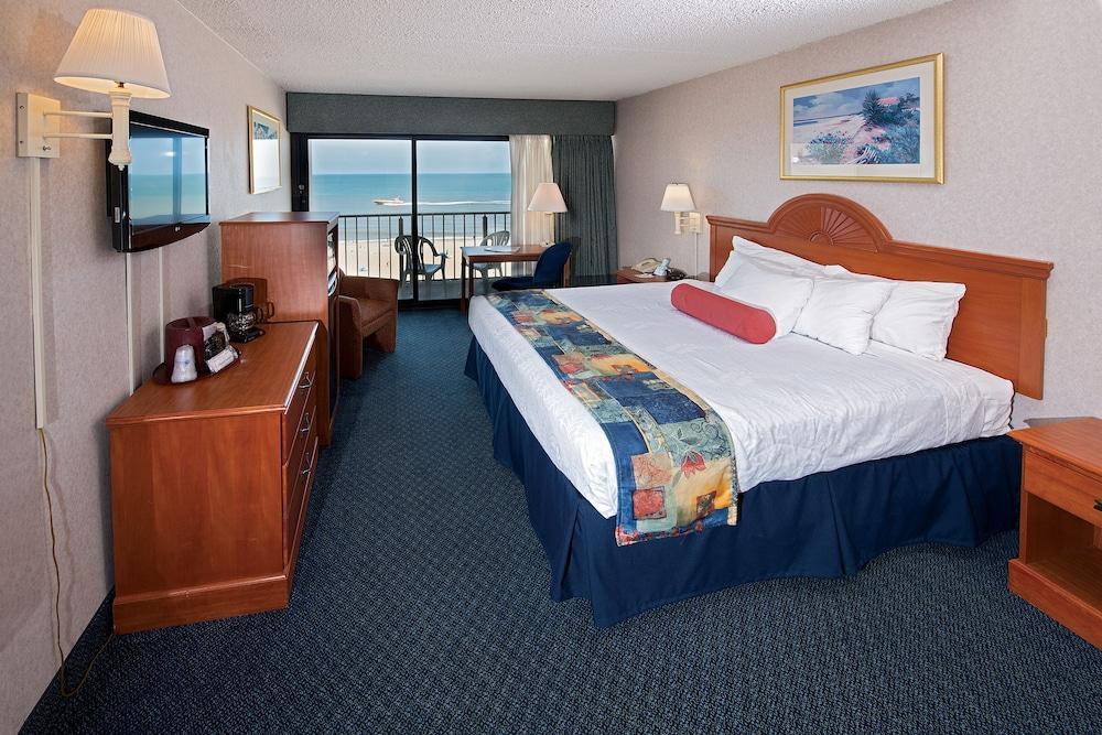 Ramada Plaza By Wyndham Virginia Beach Oceanfront Exterior photo